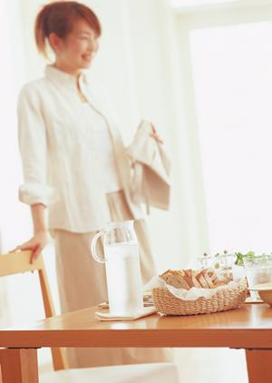 お酒が苦手でも楽しく働けるホストクラブ